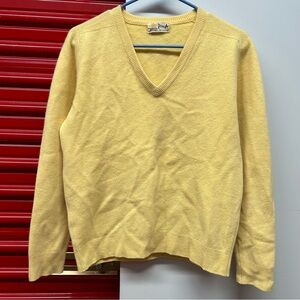 Vintage Pringle of Scotland 100% Cashmere V-neck Sweater Yellow 40 / M